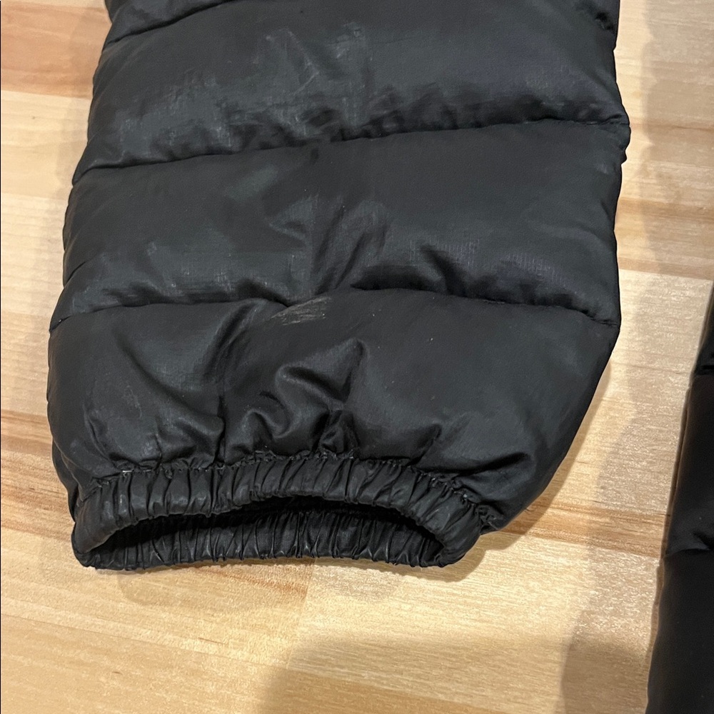 Marmot Youth Large,  Black Puffer Jacket 700 Fill - Picture 6 of 8